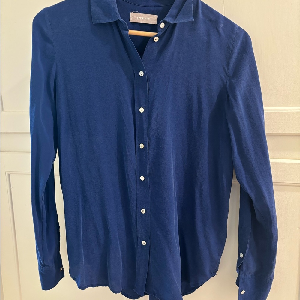 Everlane Washable 100% silk shirt in royal blue